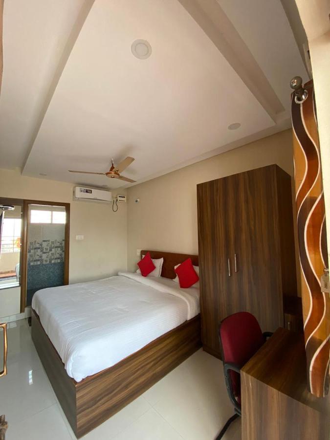 Hotel Renuka Visakhapatnam Exterior foto