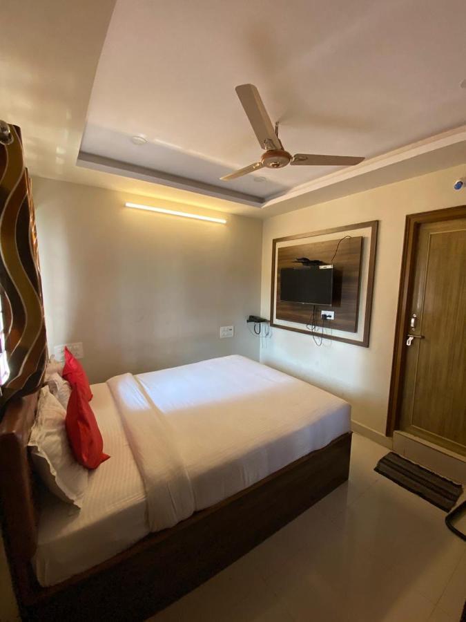Hotel Renuka Visakhapatnam Exterior foto